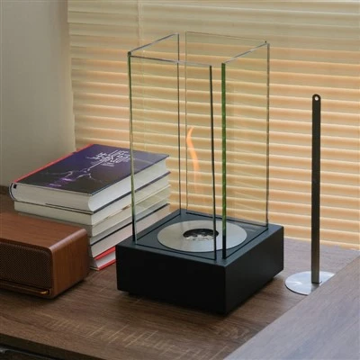 Kvadrat po'latdagi olov chuquri